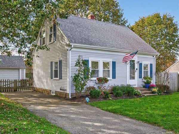 10 Trenton, Yarmouth, MA 02673