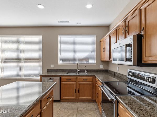 25815 N 67TH Drive, Peoria, AZ 85383
