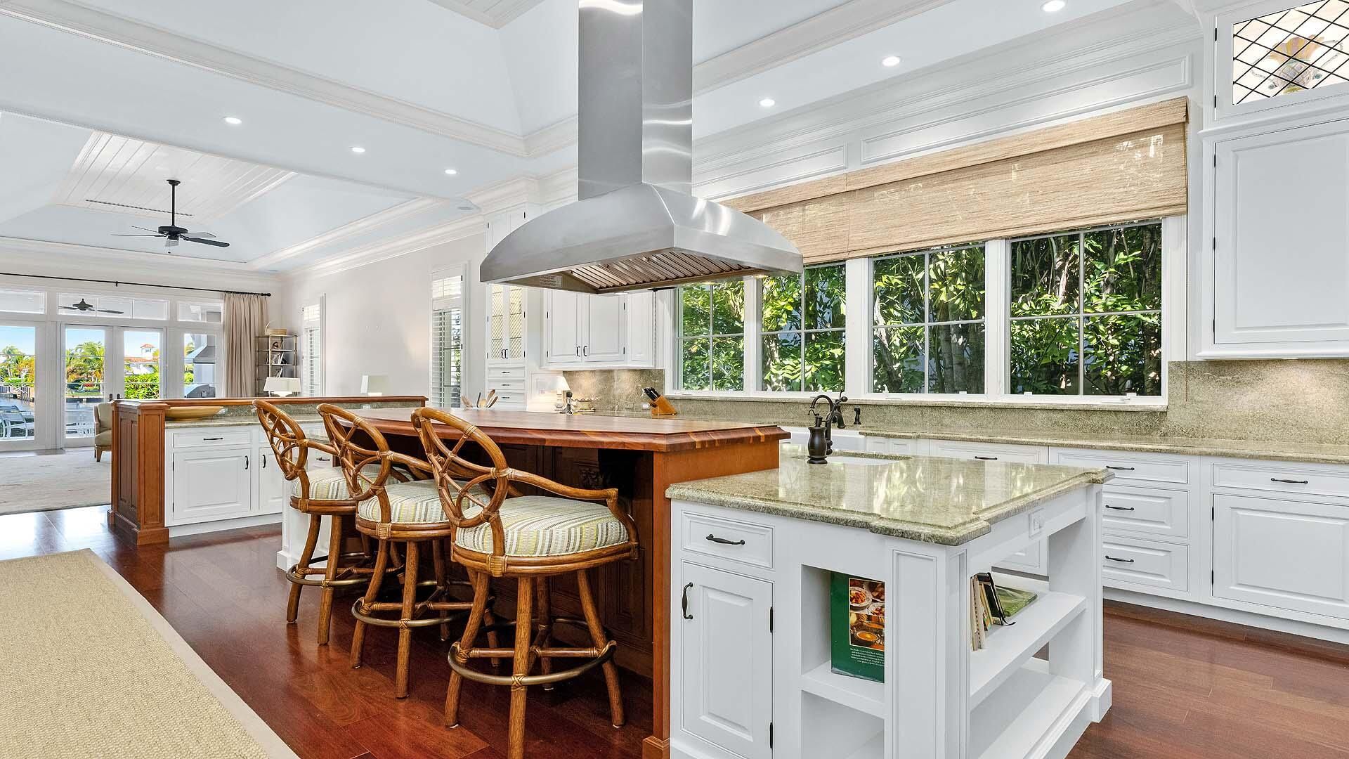 2366 S Ocean Boulevard, Highland Beach, FL 33487 Photo