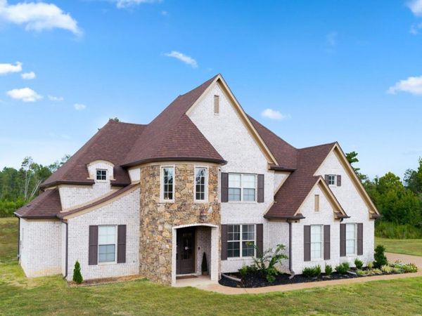 356 POPLAR LN, Holly Springs, MS 38635