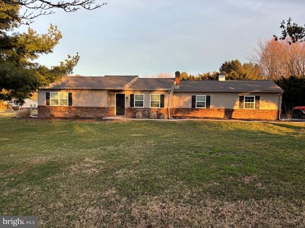 501 GOLDFINCH DRIVE, COLUMBIA, PA 17512