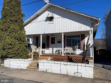 36 RAILROAD STREET, LEWISTOWN, PA 17044