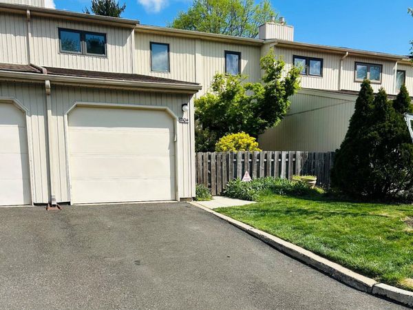 2104 SENECA RUN, AMBLER, PA 19002