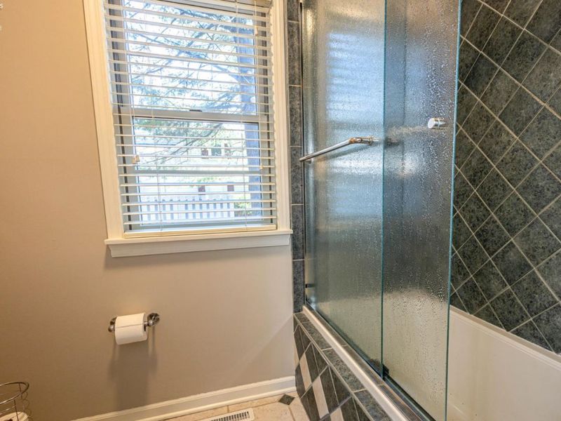 204 S Main Street, Milan, OH 44846 Photo 27