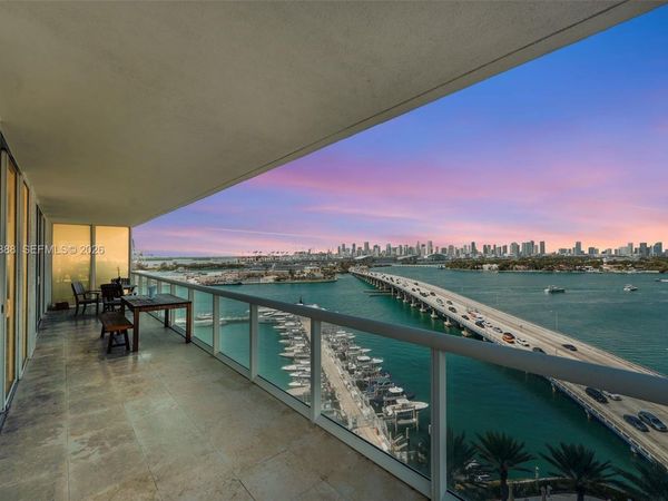 450 Alton Rd, Unit 1202, Miami Beach, FL 33139