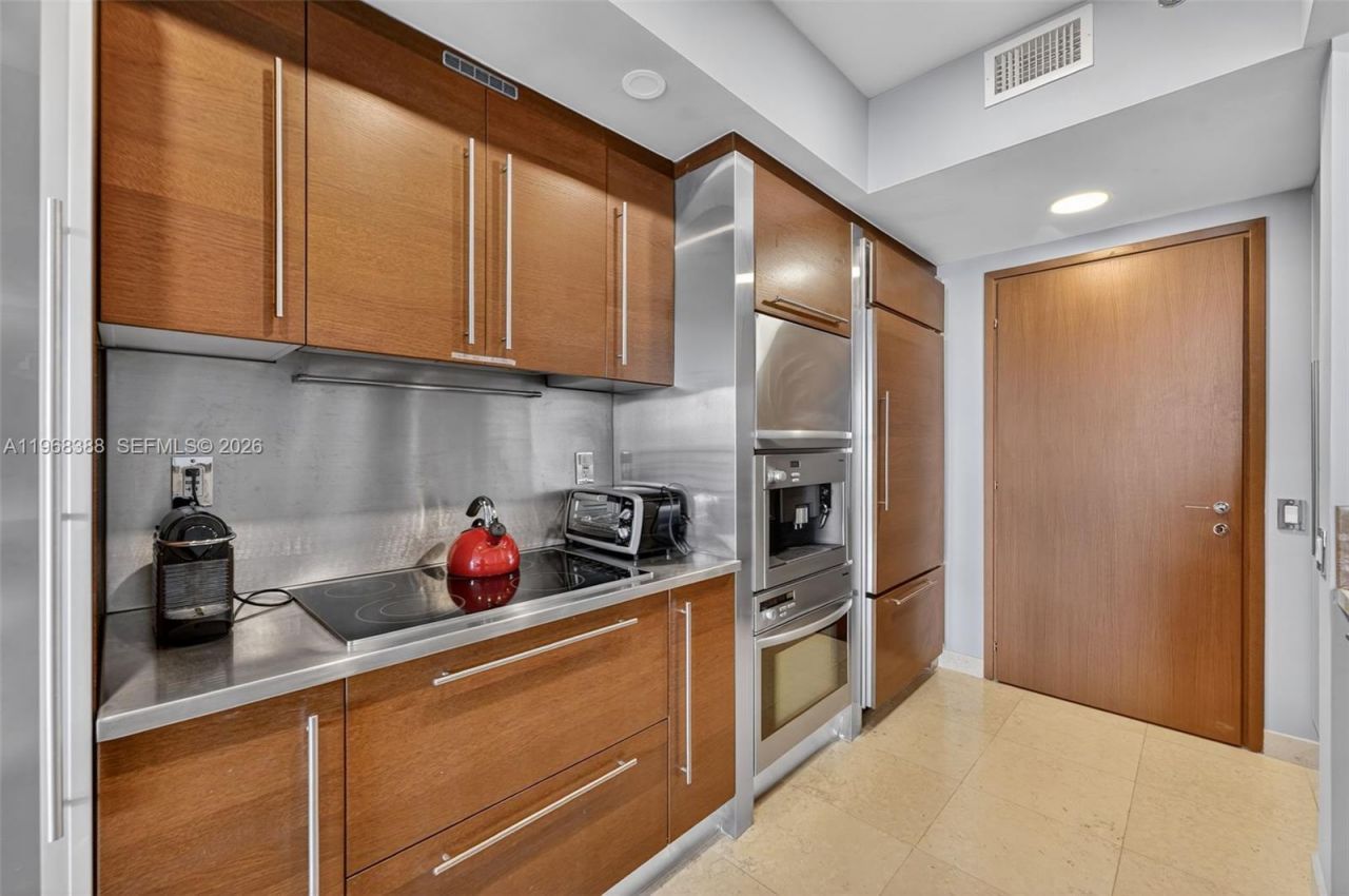 450 Alton Rd, Unit 1202, Miami Beach, FL 33139 Photo