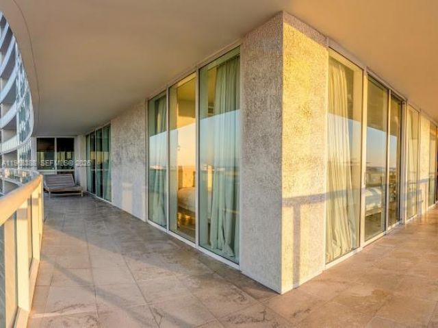 450 Alton Rd, Unit 1202, Miami Beach, FL 33139 Photo