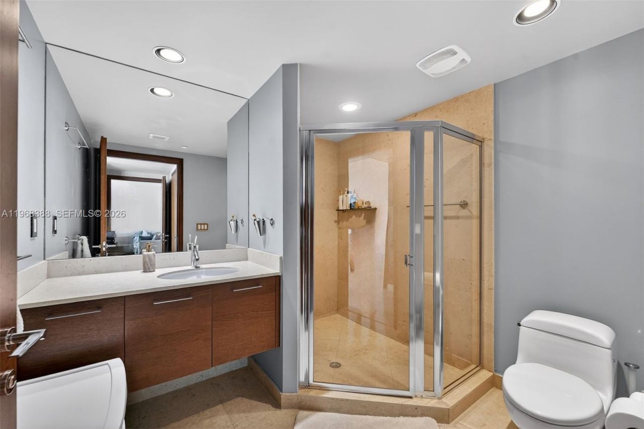 450 Alton Rd, Unit 1202, Miami Beach, FL 33139 Photo