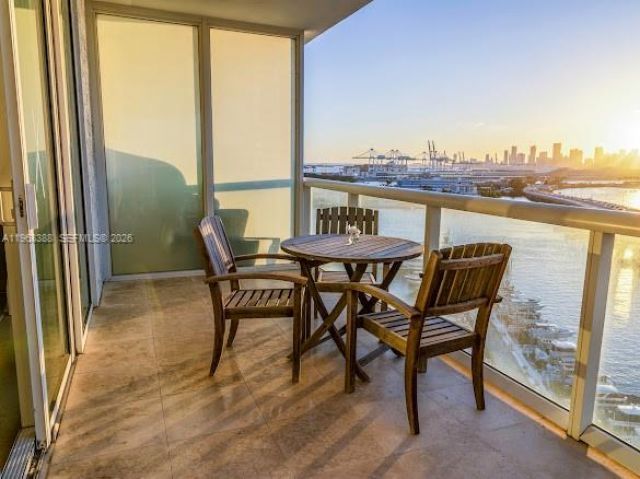 450 Alton Rd, Unit 1202, Miami Beach, FL 33139 Photo