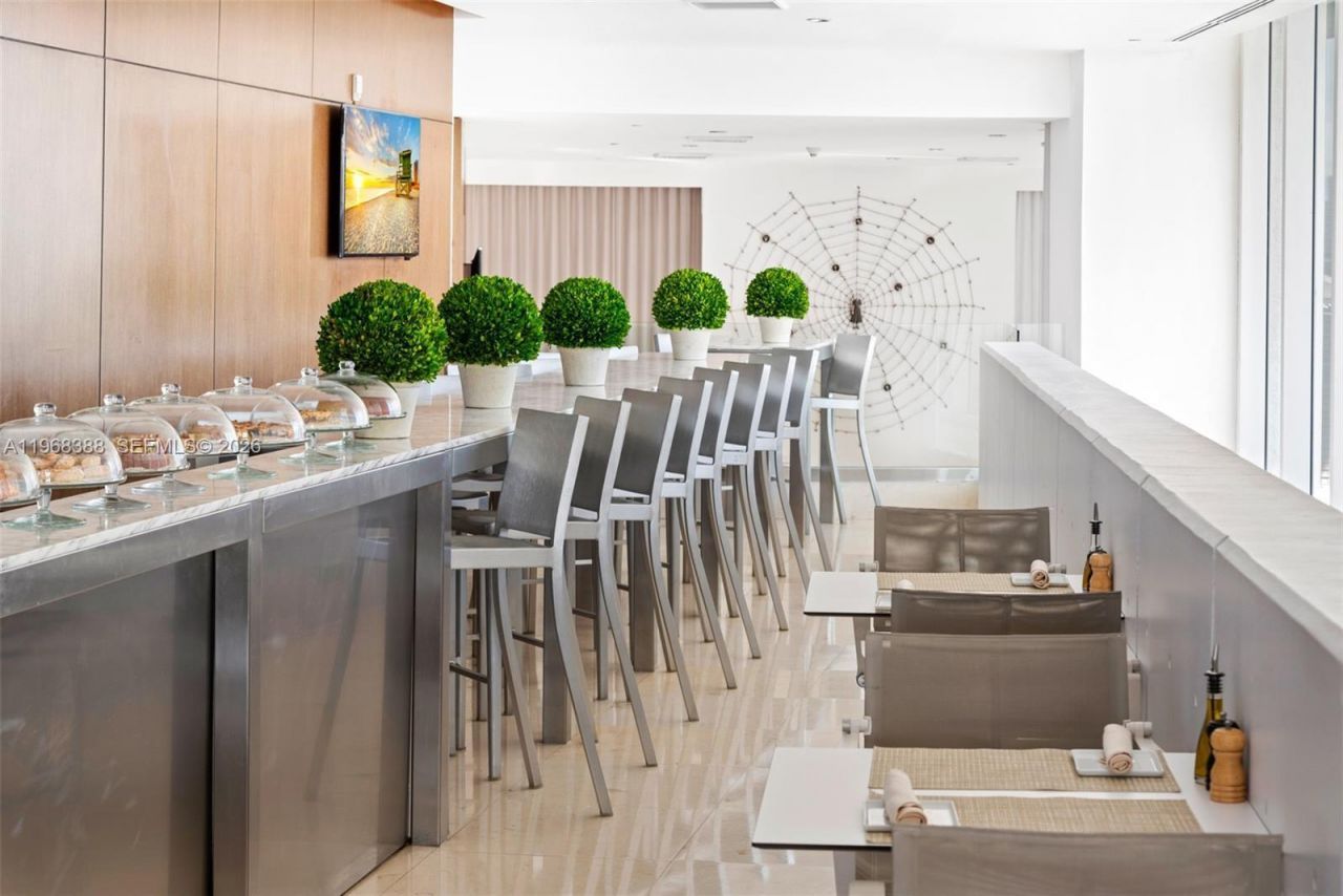 450 Alton Rd, Unit 1202, Miami Beach, FL 33139 Photo