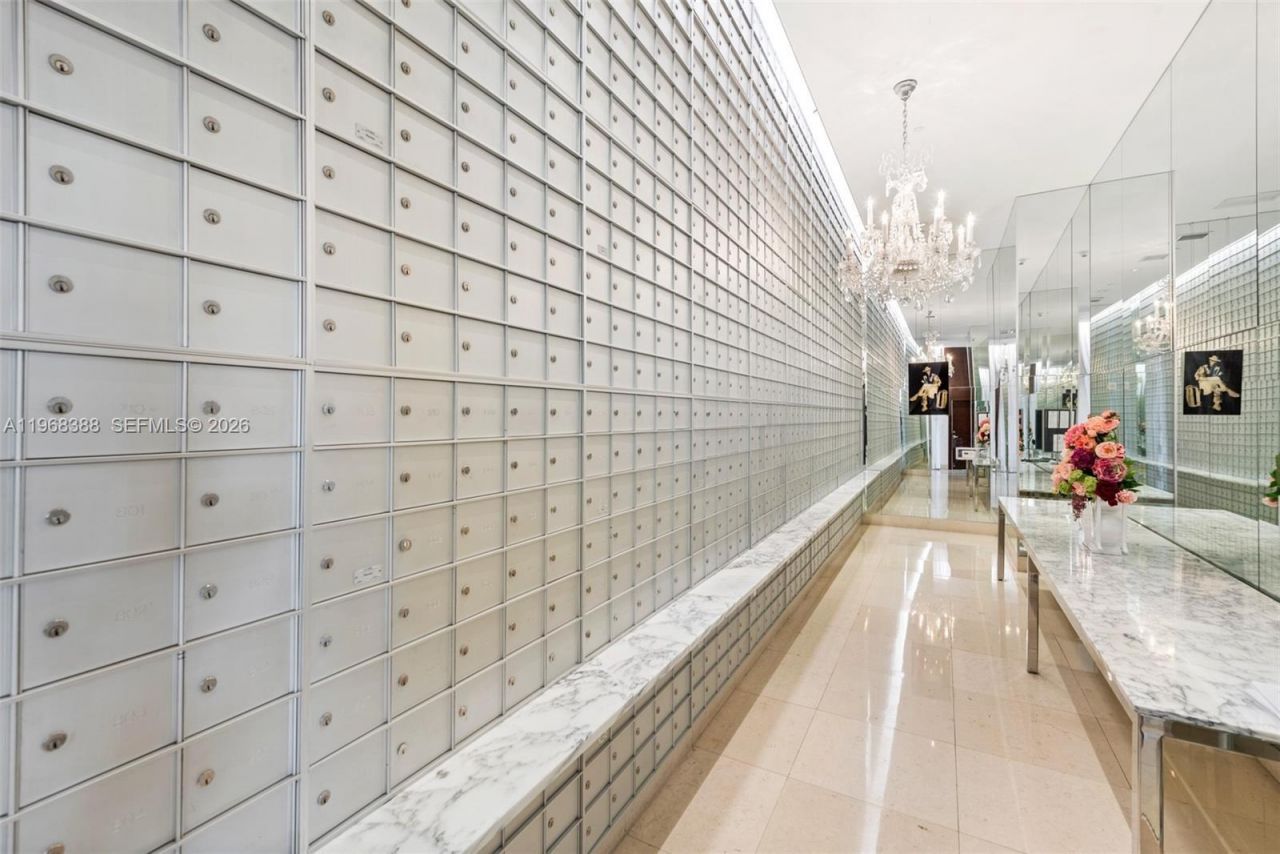 450 Alton Rd, Unit 1202, Miami Beach, FL 33139 Photo