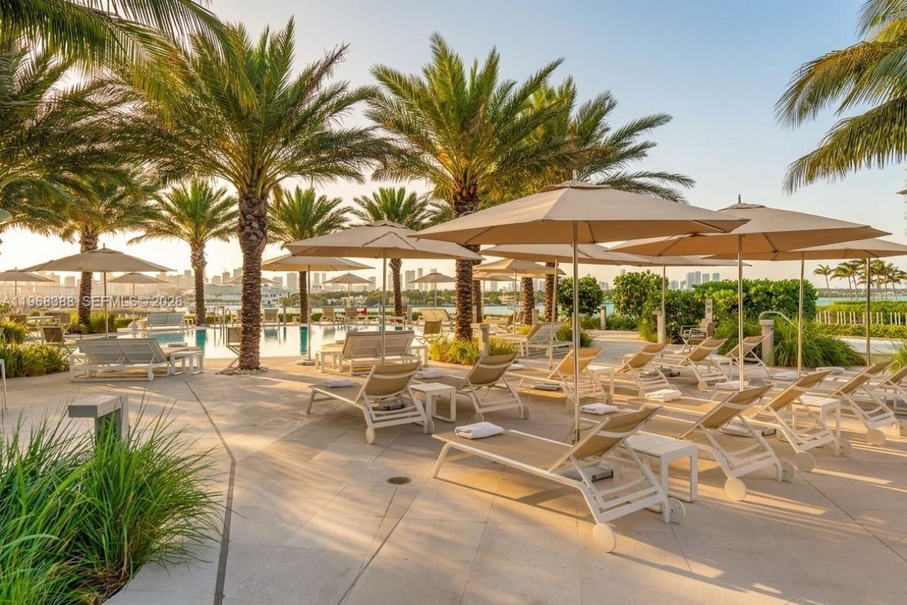 450 Alton Rd, Unit 1202, Miami Beach, FL 33139 Photo