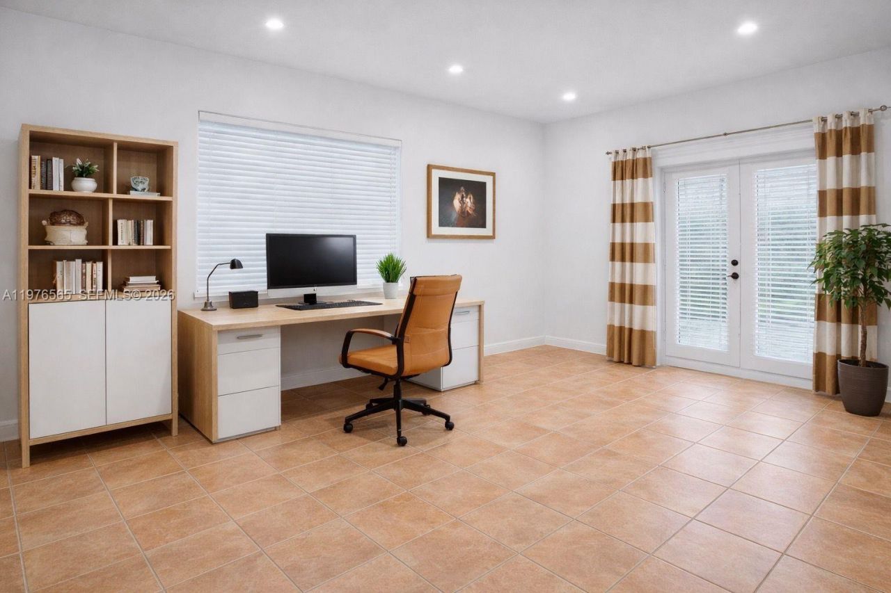 100 SW 30th Rd, Miami, FL 33129 Photo