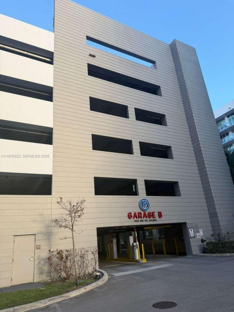 7875 NW 107th Ave , Unit 211, Doral, FL 33178 Photo