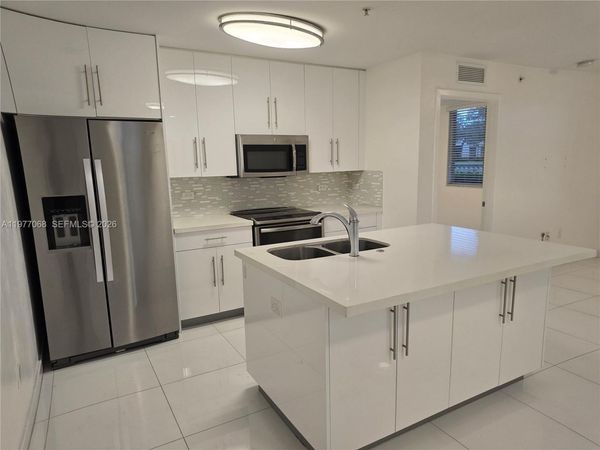2651 NE 212th Ter , Unit 103, Miami, FL 33180