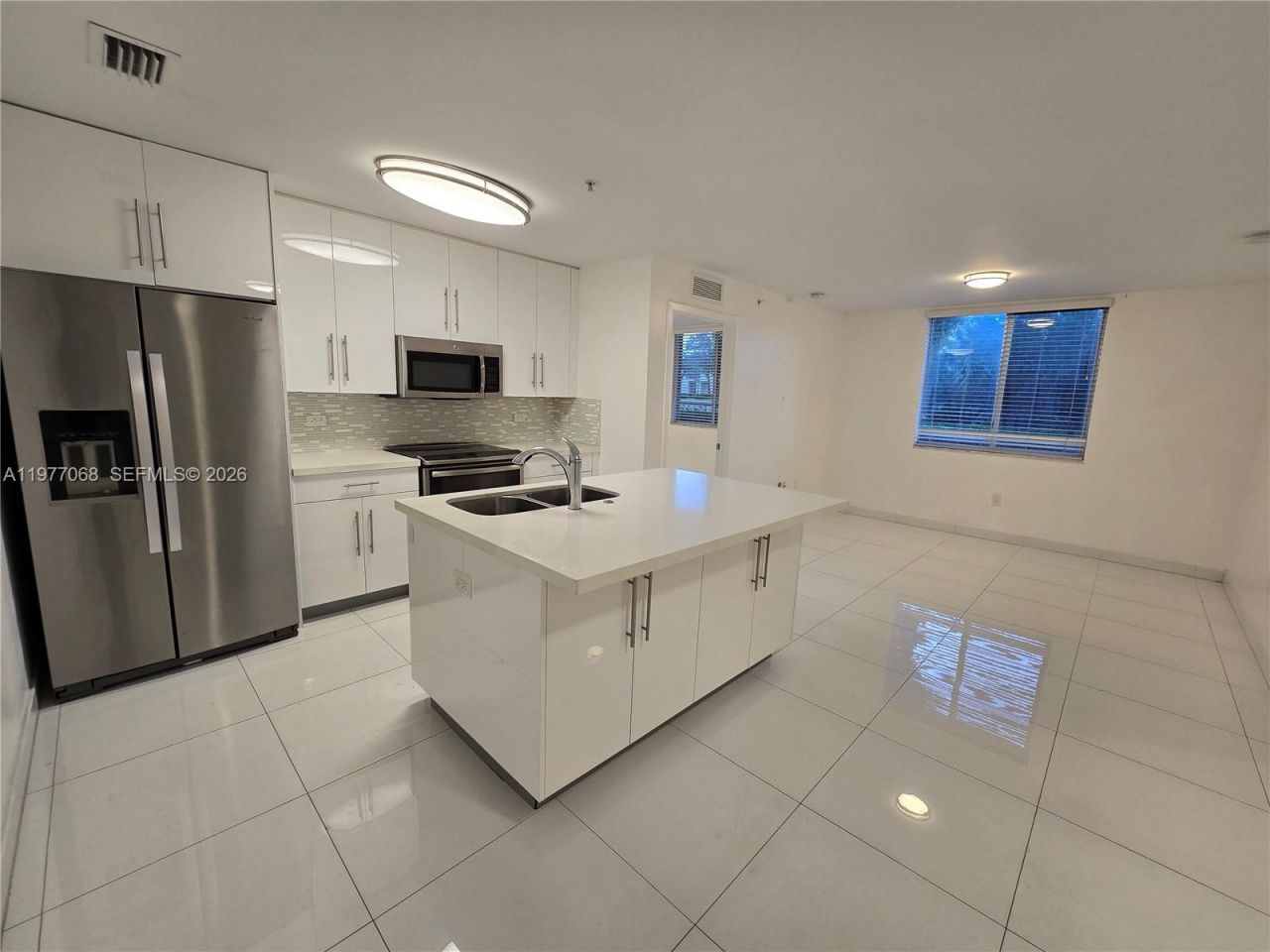 2651 NE 212th Ter , Unit 103, Miami, FL 33180 Photo