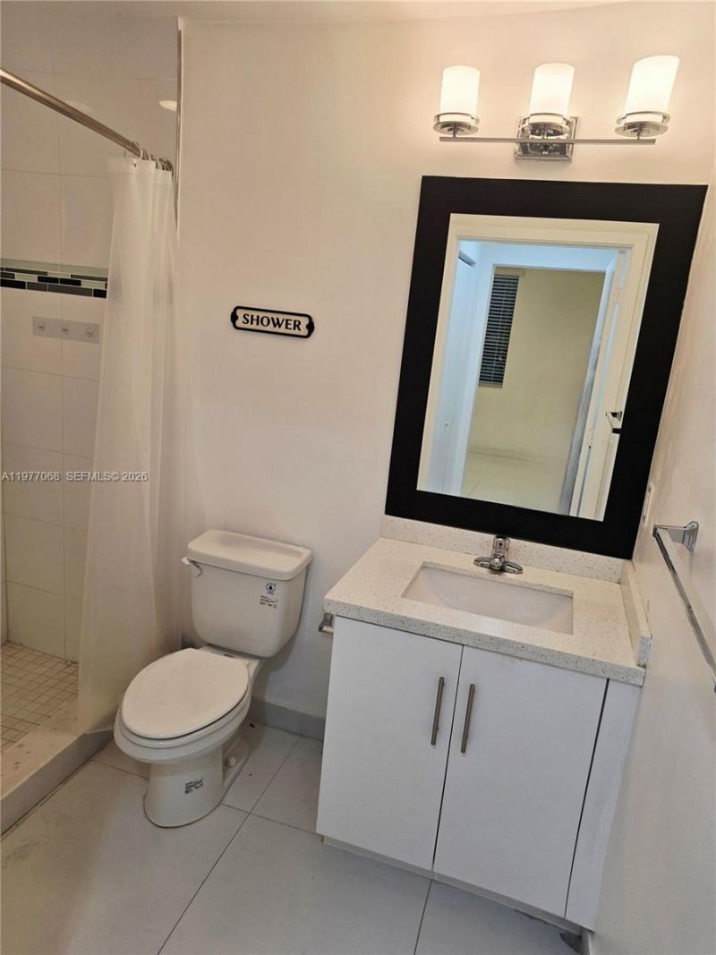 2651 NE 212th Ter , Unit 103, Miami, FL 33180 Photo