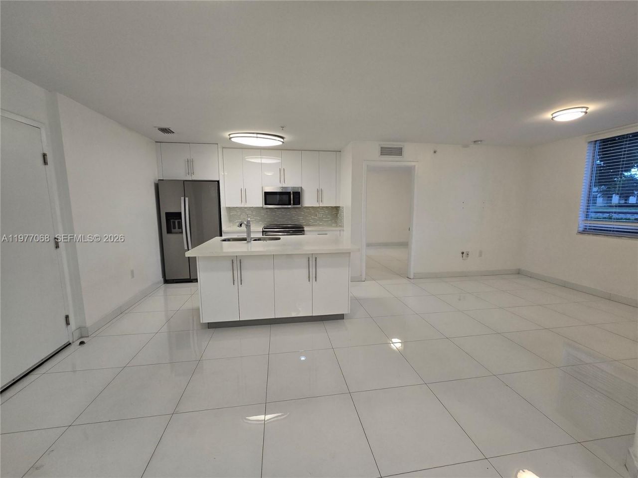 2651 NE 212th Ter , Unit 103, Miami, FL 33180 Photo