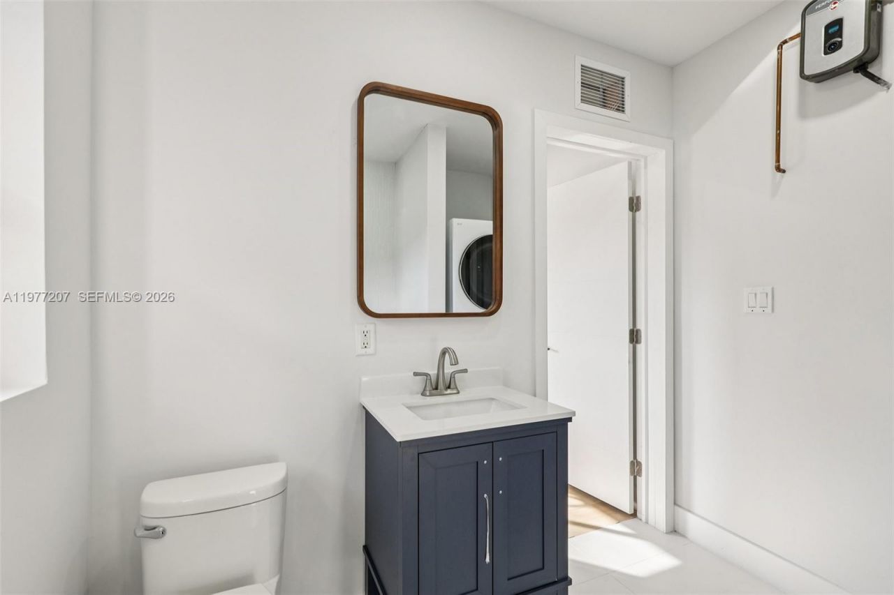 700 NE 87th St, Miami, FL 33138 Photo