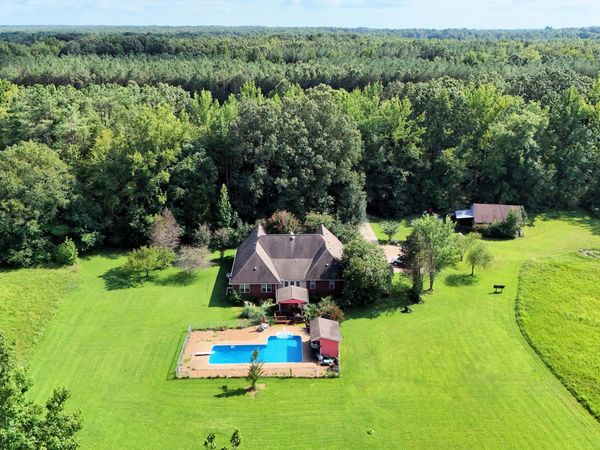 495 Knuckles Road, Henderson, TN 38340