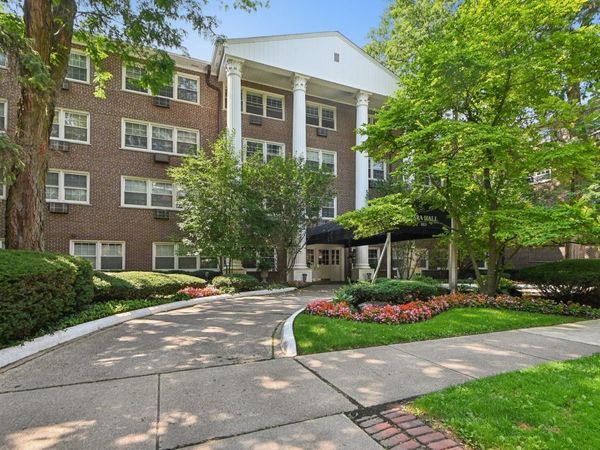 1025 Randolph Street , Unit 107, Oak Park, IL 60302