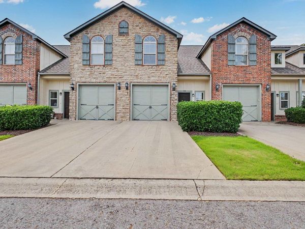 104 Venezia, Maumelle, AR 72113