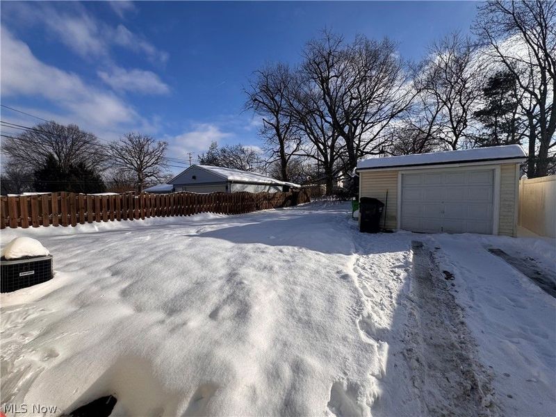 12908 York Boulevard, Garfield Heights, OH 44125 Photo 18