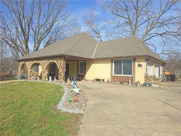 3405 S Crysler Avenue, Independence, MO 64055