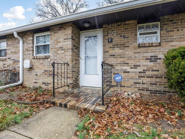 2348 Woodbrook Circle N, Unit F, Columbus, OH 43223