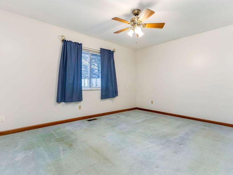 2348 Woodbrook Circle N, Unit F, Columbus, OH 43223 Photo 22