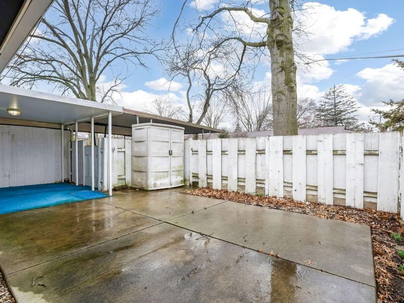 2348 Woodbrook Circle N, Unit F, Columbus, OH 43223 Photo 28