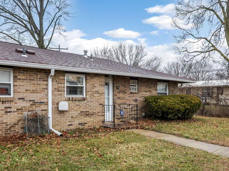 2348 Woodbrook Circle N, Unit F, Columbus, OH 43223 Photo 32