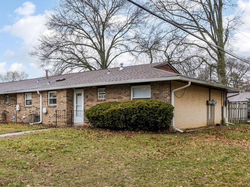 2348 Woodbrook Circle N, Unit F, Columbus, OH 43223 Photo 34