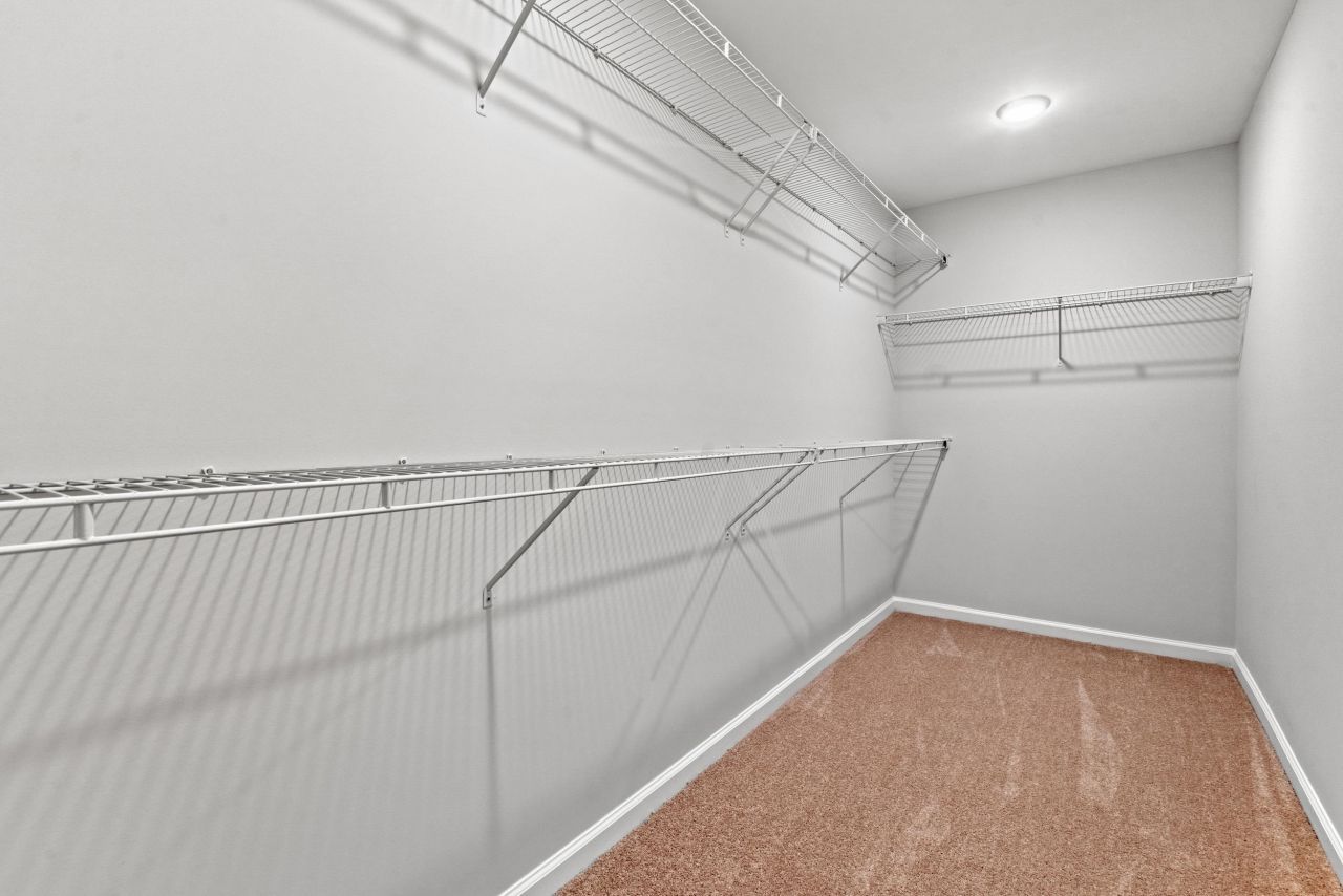 956 Woodside Dr. Photo 11