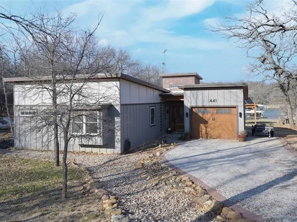 441 Cozy Cove Court , Chico, TX 76431