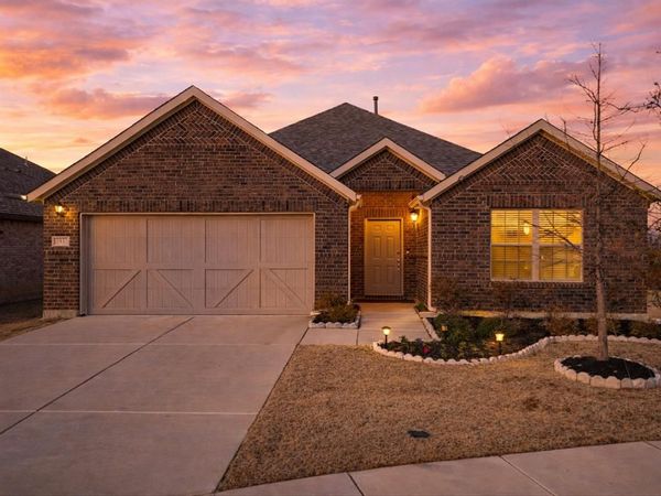 2911 Linden Street, Celina, TX 75009