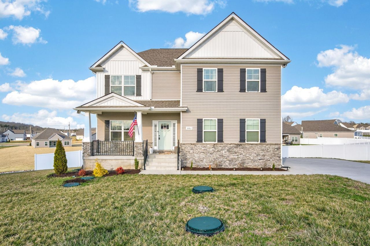 301 Hilltop Ct, Murfreesboro, TN 37129 Main Photo