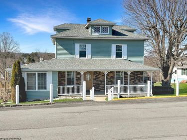 217 E High Street, Kingwood, WV 26537