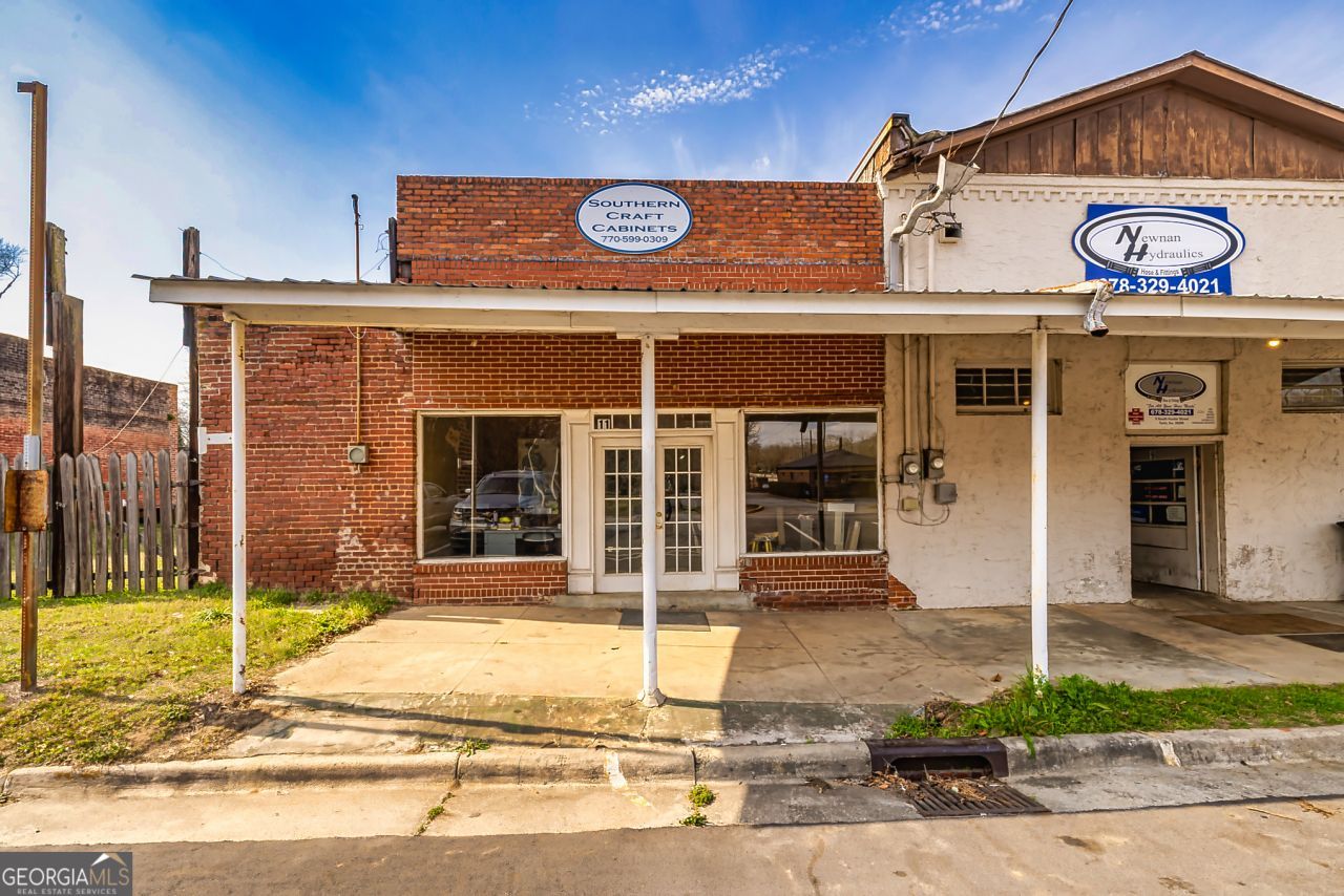 11 South Hunter Street, Turin, GA 30289 Main Photo