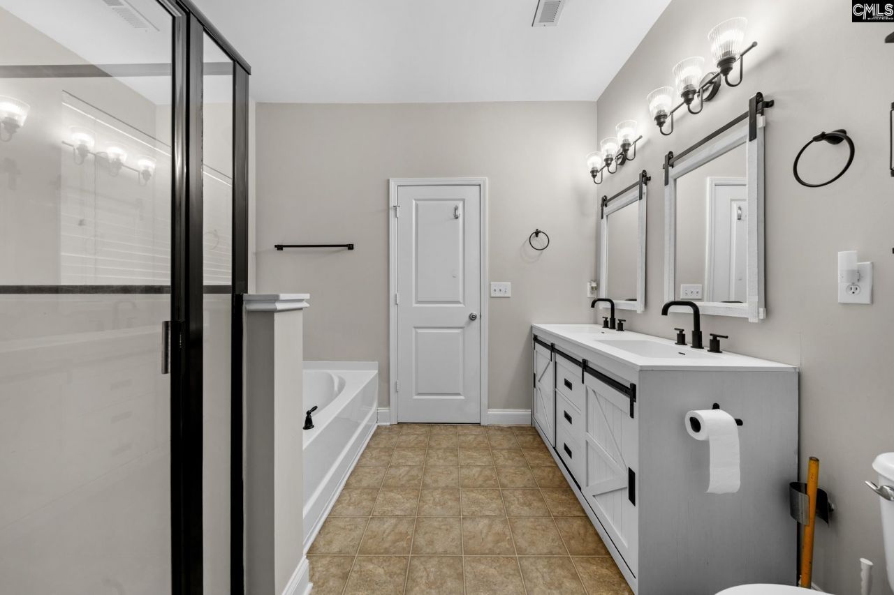 120 Plymouth Pass Drive Photo 22