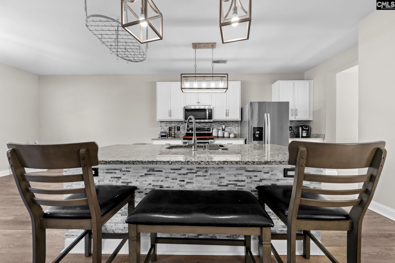 120 Plymouth Pass Drive Photo 7