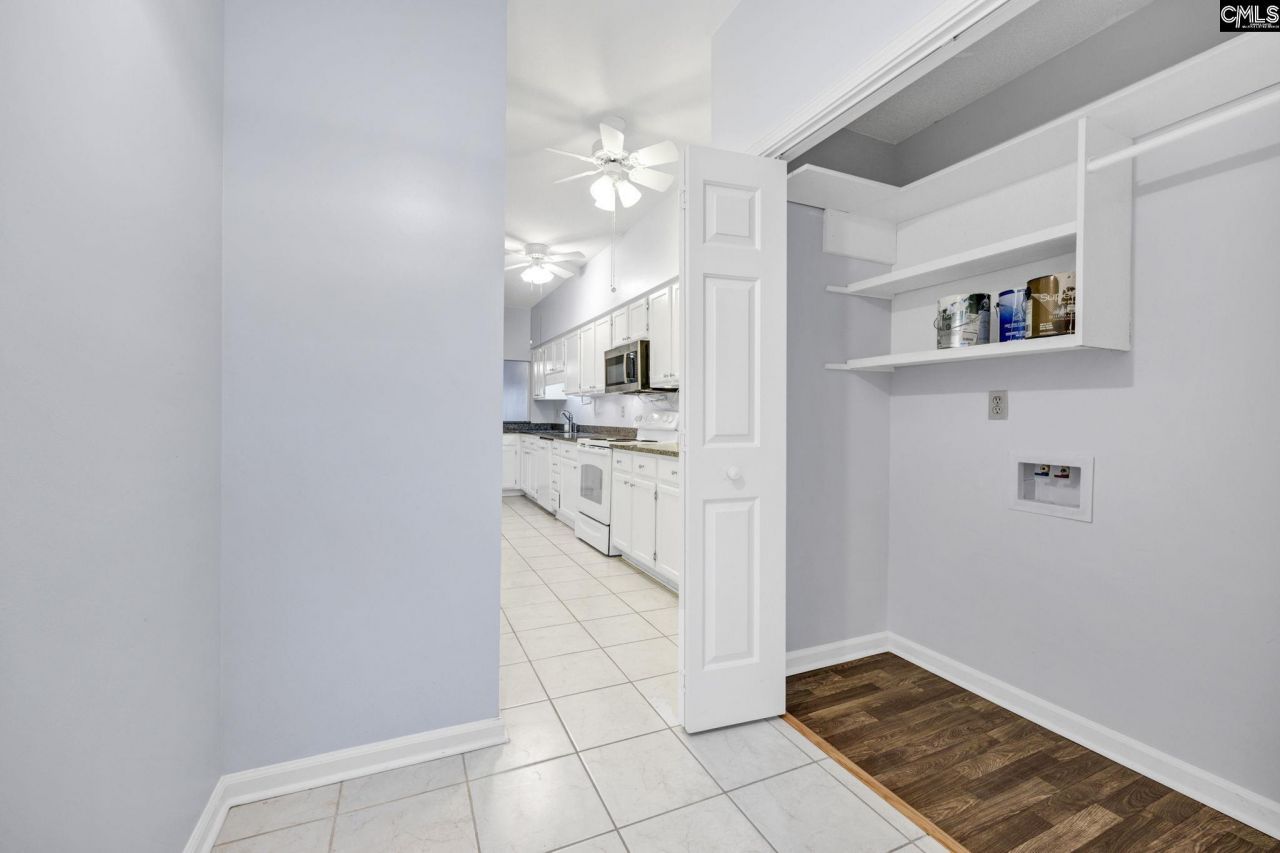 197 Carlyle Circle Photo 15