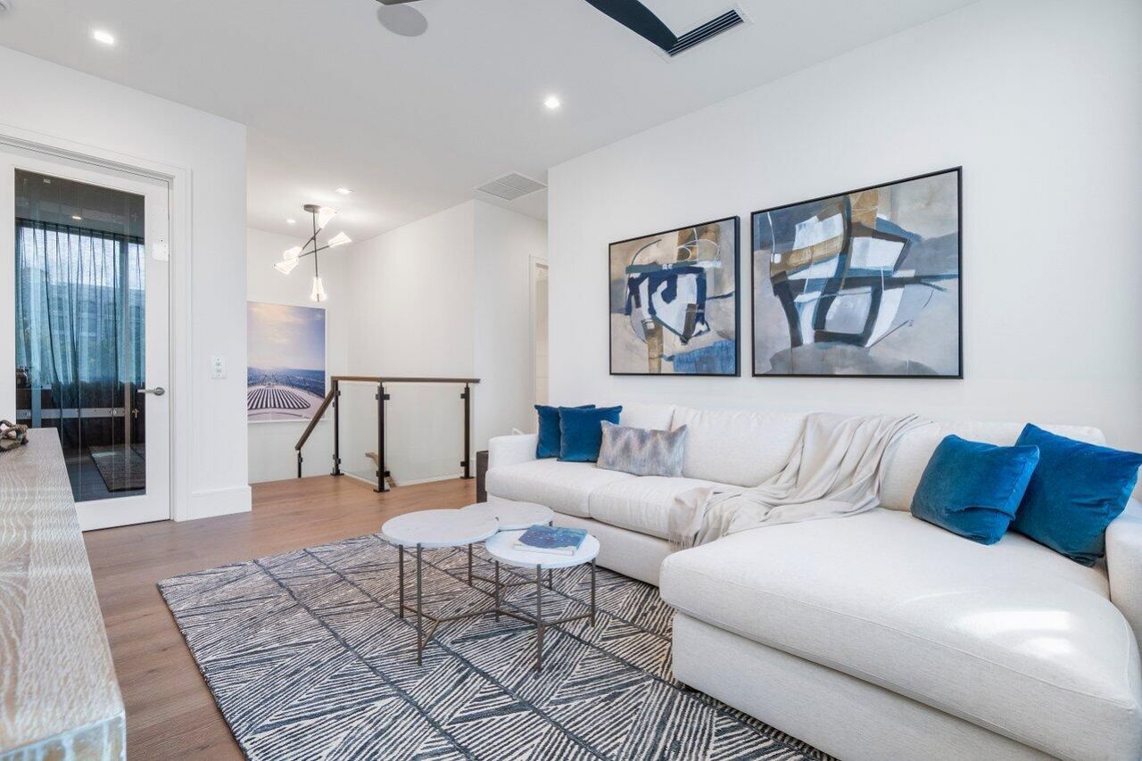 130 NE Wavecrest Way, Boca Raton, FL 33432 Photo