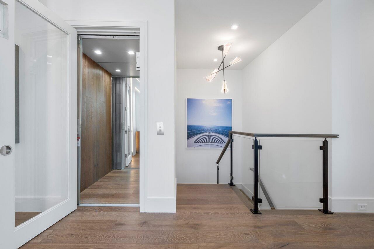 130 NE Wavecrest Way, Boca Raton, FL 33432 Photo