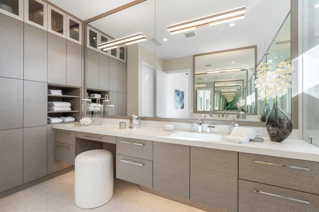 130 NE Wavecrest Way, Boca Raton, FL 33432 Photo