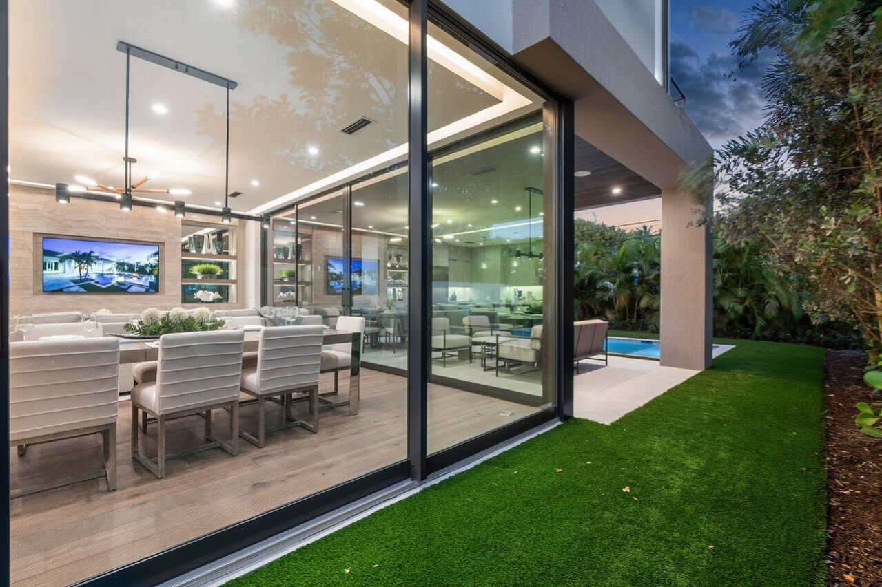 130 NE Wavecrest Way, Boca Raton, FL 33432 Photo