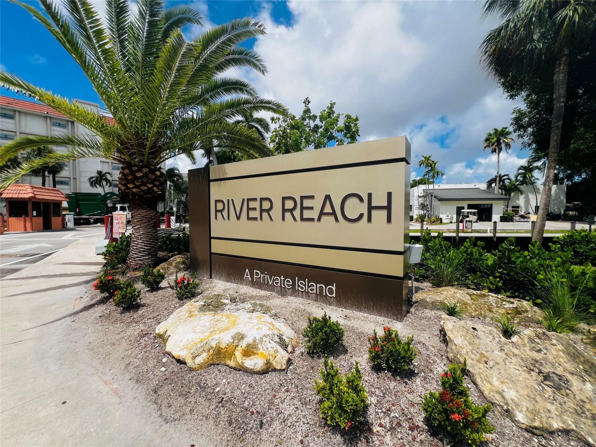 1000 River Reach Drive, Unit 320, Fort Lauderdale, FL 33315 Photo