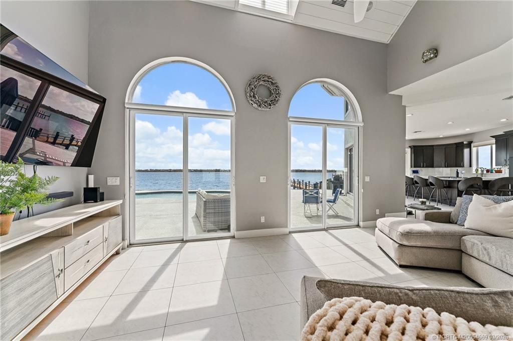 2318 NW Bay Colony Court, Stuart, FL 34994 Photo
