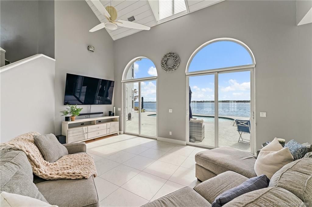 2318 NW Bay Colony Court, Stuart, FL 34994 Photo