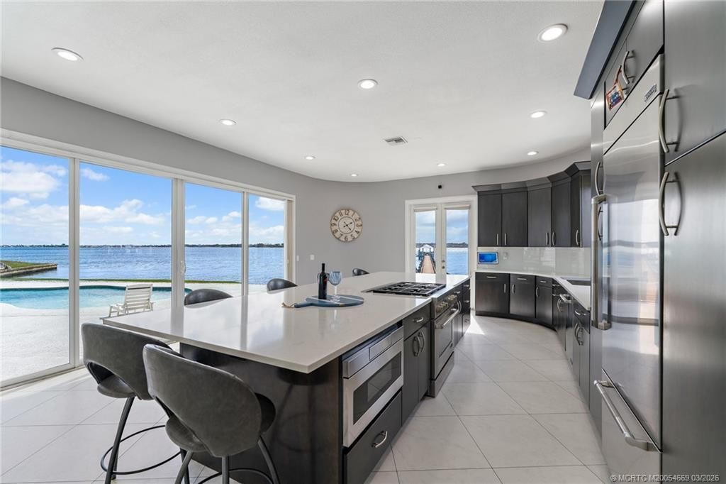 2318 NW Bay Colony Court, Stuart, FL 34994 Photo